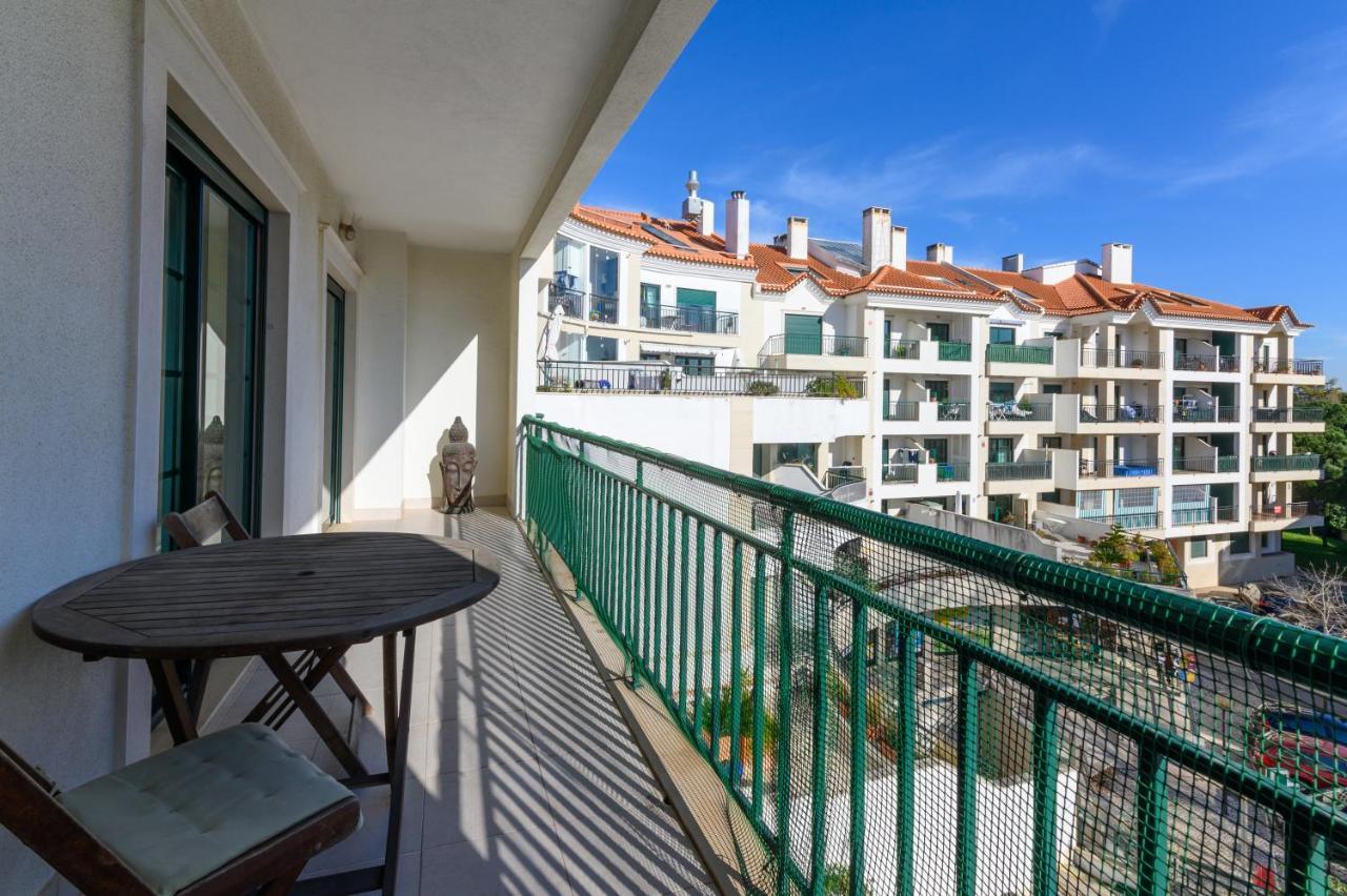 Carcavelos Beach Bagian luar foto